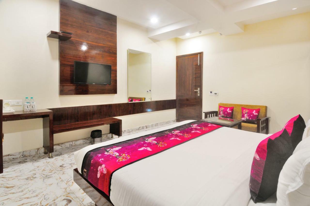 The Grand Uddhav 3*